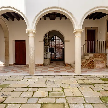 Ca' Moro Lido Apartmán *
